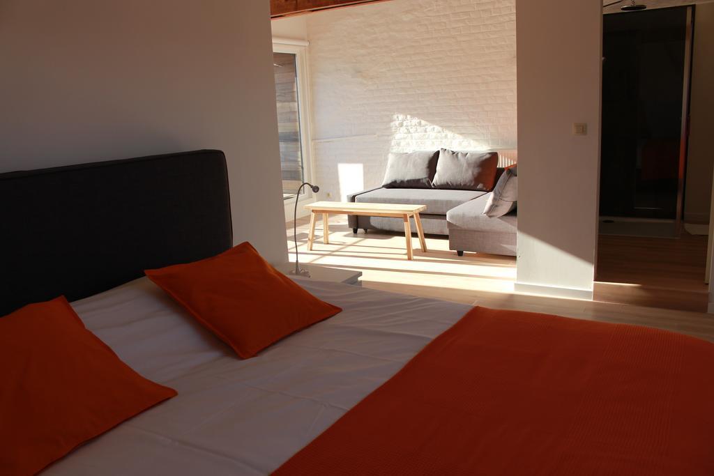 Hotel De Loft Верне Екстериор снимка