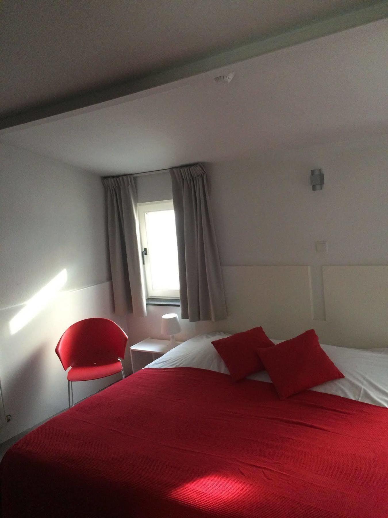 Hotel De Loft Верне Екстериор снимка