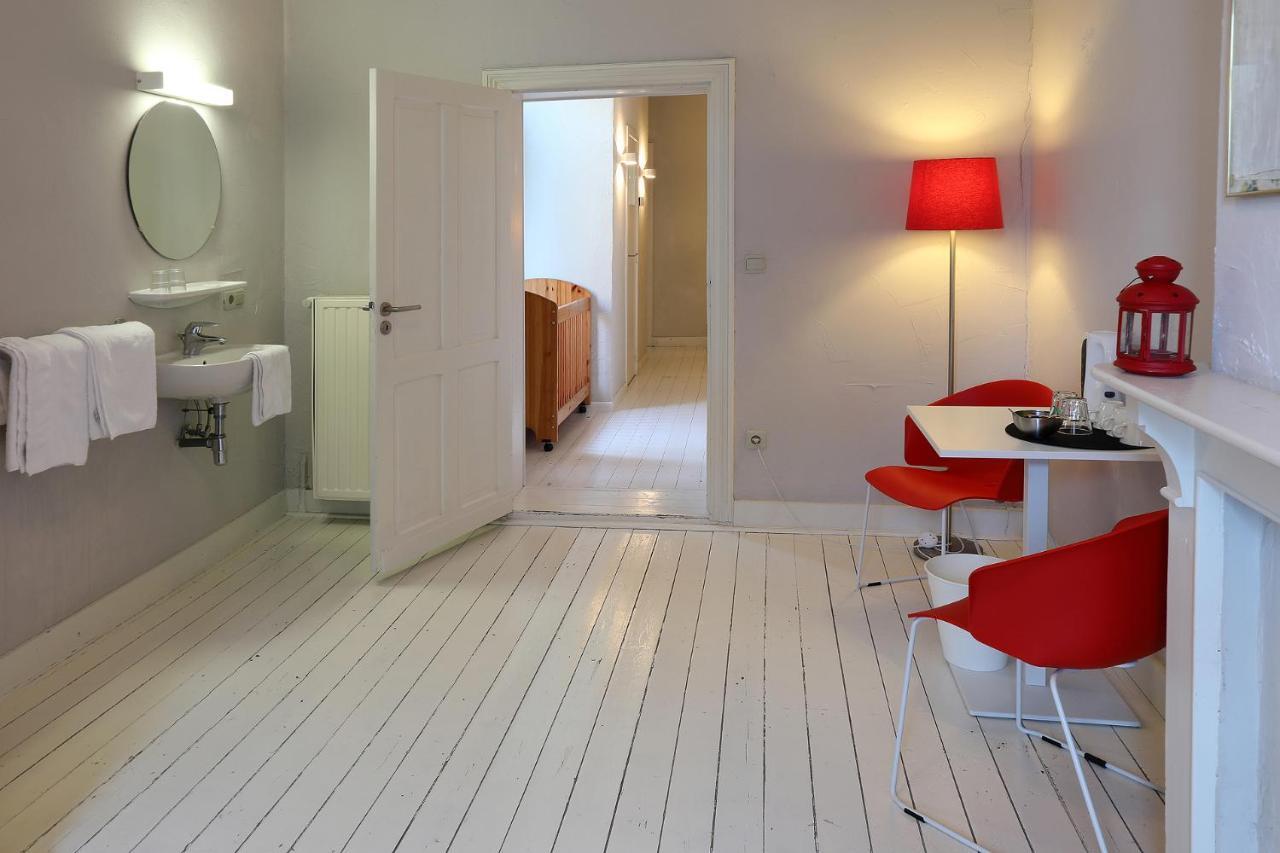 Hotel De Loft Верне Екстериор снимка