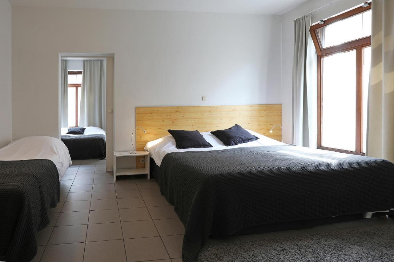 Hotel De Loft Верне Екстериор снимка